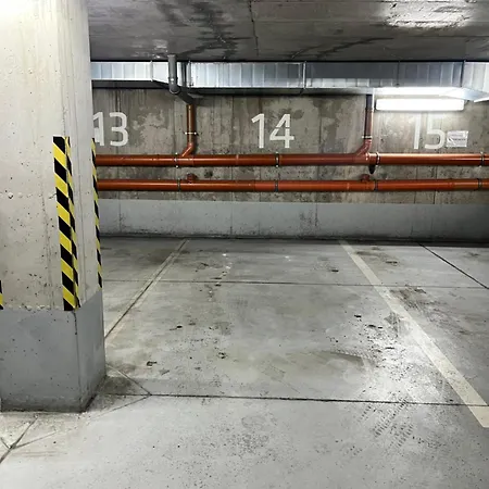 公寓 On The Main Street With Parking Old Town