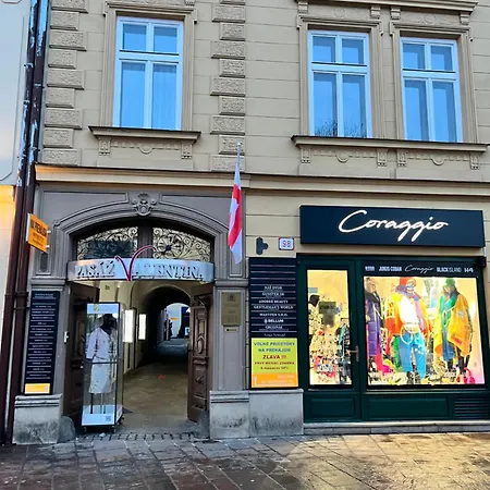 Appartement On The Main Street With Parking Old Town Košice