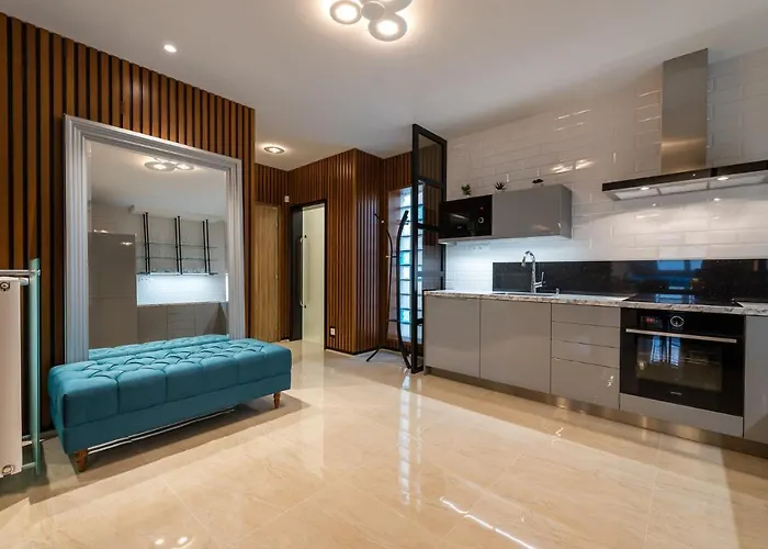 Apartamento On The Main Street With Parking Old Town *